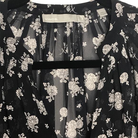 Vince “Calico” Size XS Floral Shirred 100% Silk Blouse Quiet Luxury Romantic - Picture 4 of 16